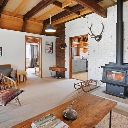 Snow Chalet - Fairlie Holiday Home Extérieur photo